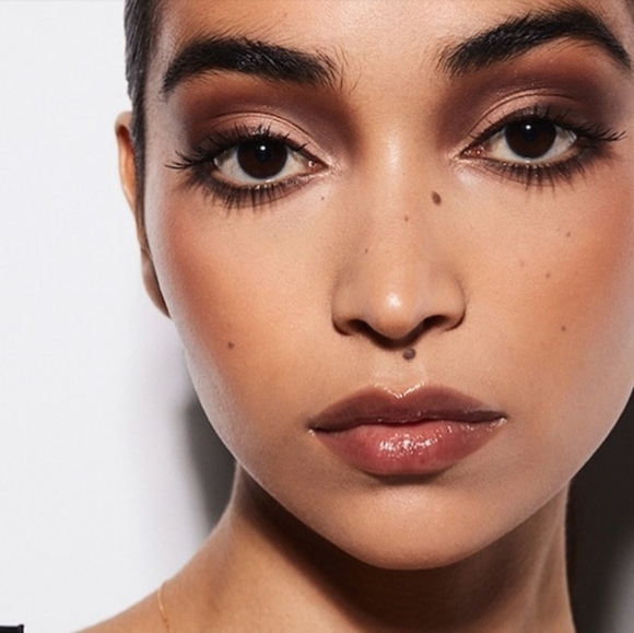 NARS Brilliant Lipgloss in Aragon (Warm Chestnut) - Picture 4 of 13